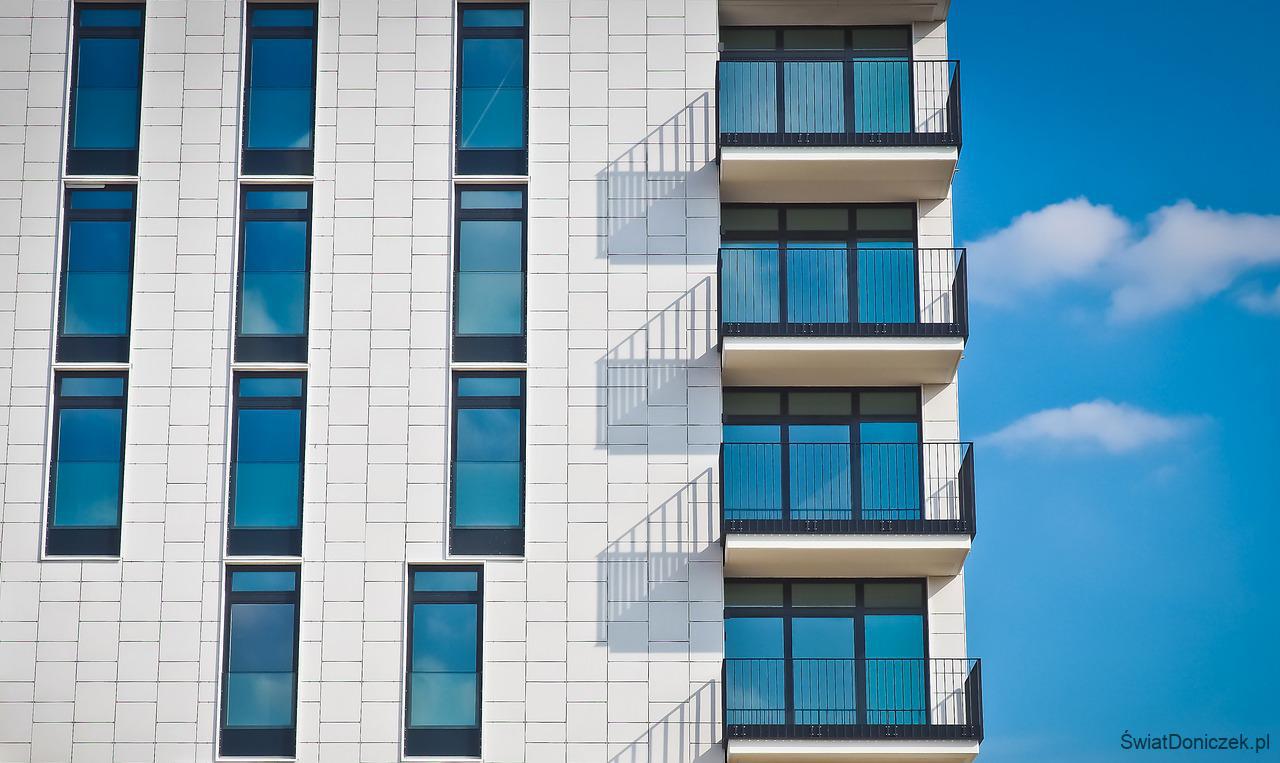 Kilka pomysłów na efektowny balkon